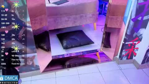 Snapshot of sofia_sstone chatting on November 3, 2025, 11:33 am Sofia Sstone online show from November 3, 2025, 11:33 am