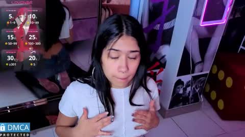 Snapshot of sofia_sstone chatting on November 28, 2025, 11:46 am Sofia Sstone online show from November 28, 2025, 11:46 am