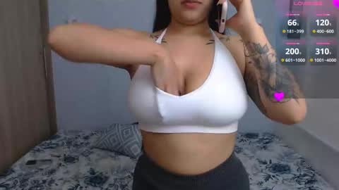 kanella  valery online show from December 14, 2024, 5:47 pm