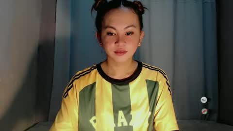 sofia_sweetheart18 online show from May 20, 2026, 2:18 am
