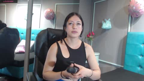 Sofa online show from January 31, 2025, 11:24 am