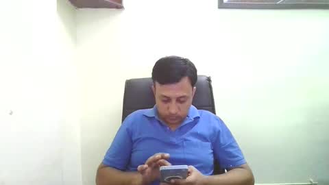 sofiabigis16 online show from October 22, 2025, 6:13 am