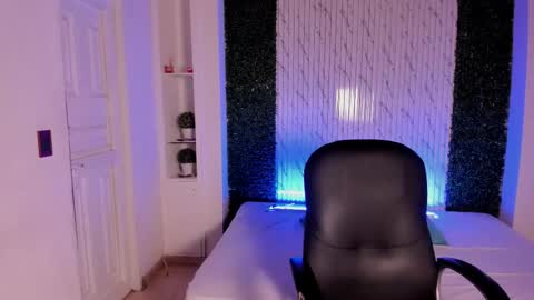 Sofia caramel online show from February 12, 2026, 10:54 am