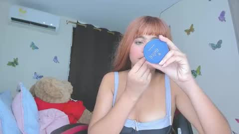 sofiacastillo01 online show from November 9, 2025, 3:54 pm