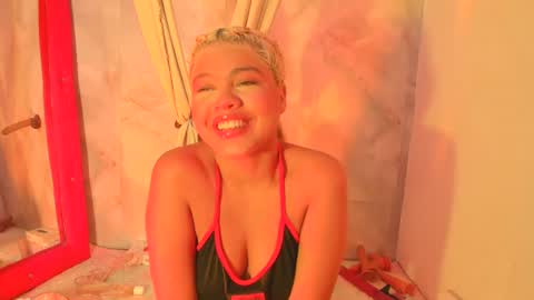 sofiacastillo01 online show from June 28, 2026, 1:28 pm