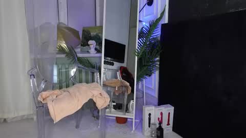 Snapshot of sofiafoster chatting on October 31, 2025, 5:41 am Sofia online show from October 31, 2025, 5:41 am