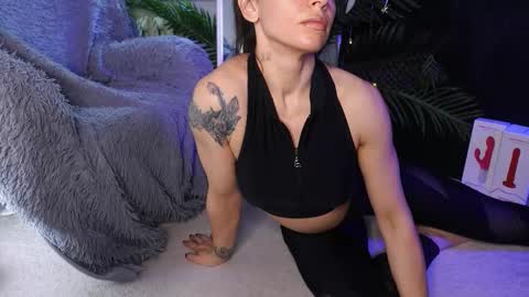 Snapshot of sofiafoster chatting on December 19, 2025, 5:03 am Sofia online show from December 19, 2025, 5:03 am