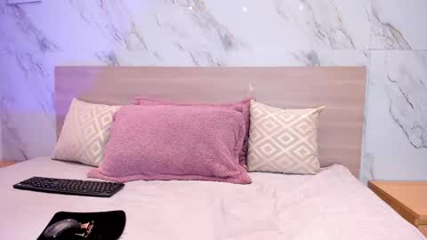 Snapshot of sofiagomez_1 chatting on December 1, 2025, 7:19 pm SOFI online show from December 1, 2025, 7:19 pm