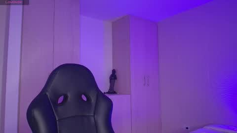 Sofia online show from October 19, 2025, 3:29 am