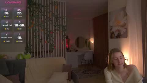 Snapshot of sofiapure18 chatting on November 29, 2025, 8:12 pm Sofia Help me overcome shynes with 100 thumbs up online show from November 29, 2025, 8:12 pm