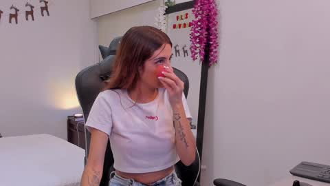 Sofia  Help me reach 5K followers  online show from December 20, 2024, 8:01 pm