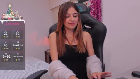 Sofia  Help me reach 5K followers  online show from January 4, 2025, 7:55 pm