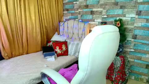Snapshot of sofiasex92 chatting on January 8, 2025, 1:11 am Sofia online show from January 8, 2025, 1:11 am