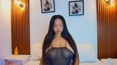 Snapshot of sofiasweett1 chatting on January 12, 2026, 9:47 am online show from January 12, 2026, 9:47 am