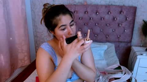 Snapshot of sofiazaf447769 chatting on February 25, 2026, 12:37 pm SOFIA online show from February 25, 2026, 12:37 pm