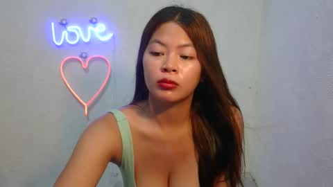 sofie_loorexx online show from February 11, 2026, 6:57 pm