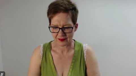 Snapshot of sofie_velvet chatting on March 23, 2026, 6:34 pm Sofie Velvet online show from March 23, 2026, 6:34 pm