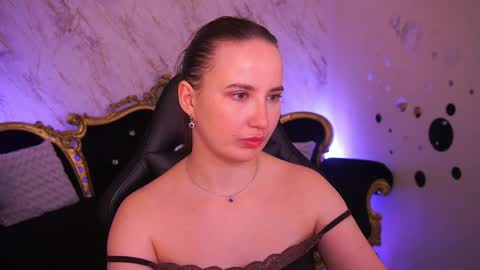 Snapshot of sofiebloom chatting on April 1, 2026, 3:18 am Sofie online show from April 1, 2026, 3:18 am