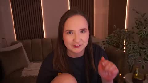 Snapshot of sofiebloom chatting on July 14, 2026, 10:48 pm Sofie online show from July 14, 2026, 10:48 pm