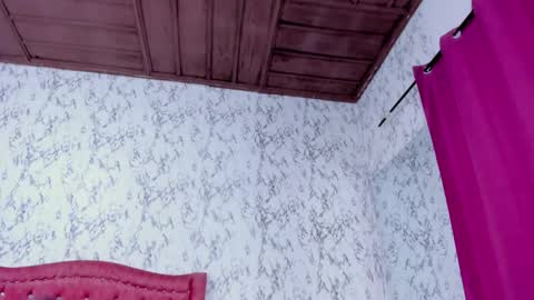 Snapshot of sofifoox chatting on October 22, 2025, 11:10 am Sofi online show from October 22, 2025, 11:10 am