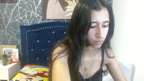 Snapshot of sofii_tk chatting on April 9, 2026, 3:28 am Sofii online show from April 9, 2026, 3:28 am