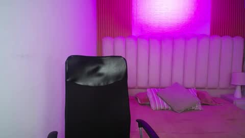 Snapshot of sofii_tk chatting on May 20, 2026, 3:02 am Sofii online show from May 20, 2026, 3:02 am