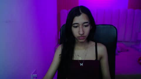 Snapshot of sofii_tk chatting on June 2, 2026, 3:41 am Sofii online show from June 2, 2026, 3:41 am