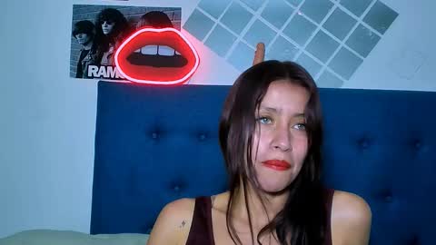 Snapshot of sofiia_tay chatting on September 17, 2025, 3:14 pm sofiia_tay online show from September 17, 2025, 3:14 pm