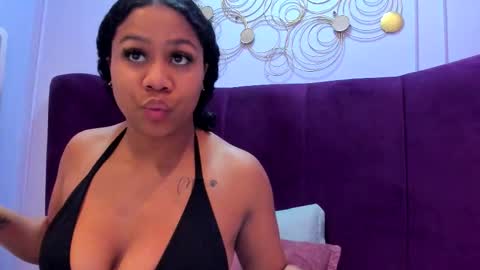 Snapshot of sofiifox chatting on November 20, 2025, 7:35 pm sofiifox online show from November 20, 2025, 7:35 pm