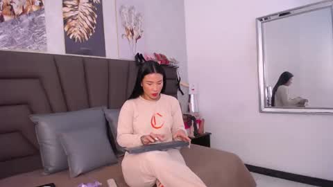      online show from May 17, 2026, 11:17 am