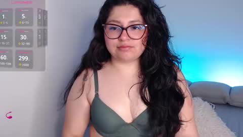 Lau  online show from November 17, 2025, 8:14 pm