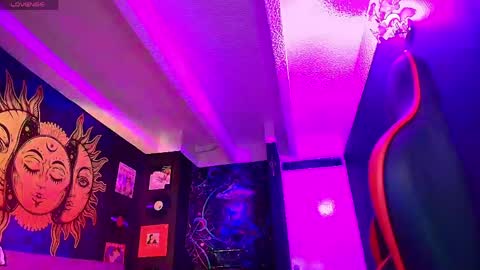 Snapshot of sofnicol_ chatting on May 30, 2026, 5:26 am Nicol online show from May 30, 2026, 5:26 am