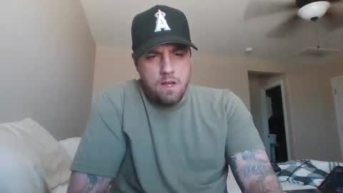 Snapshot of soft0ne chatting on December 23, 2024, 9:08 pm soft0ne online show from December 23, 2024, 9:08 pm