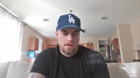 Snapshot of soft0ne chatting on December 5, 2025, 3:41 pm soft0ne online show from December 5, 2025, 3:41 pm