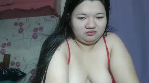 Angie online show from October 31, 2025, 2:18 pm