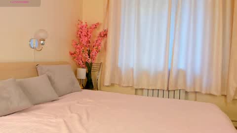 soft_glitch online show from April 4, 2026, 5:06 am