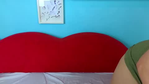 Lilly online show from November 14, 2025, 6:23 am