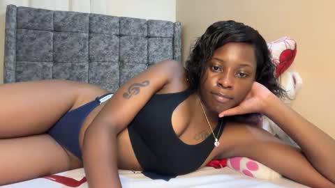 soft_nicole online show from May 27, 2026, 10:07 pm