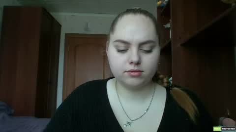 Snapshot of softhypnose chatting on May 16, 2026, 7:27 am softhypnose online show from May 16, 2026, 7:27 am