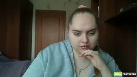 Snapshot of softhypnose chatting on May 27, 2026, 7:38 am softhypnose online show from May 27, 2026, 7:38 am