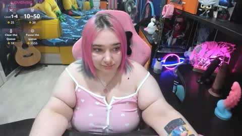 Sofie online show from October 6, 2025, 11:24 pm