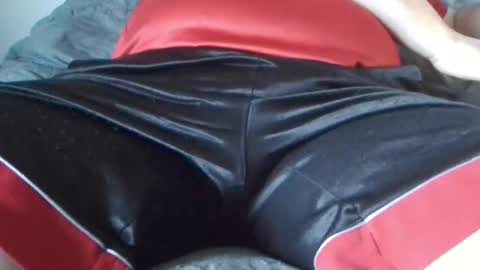 Snapshot of softservestud chatting on May 2, 2026, 11:59 am softservestud online show from May 2, 2026, 11:59 am