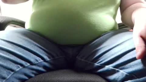 Snapshot of softservestud chatting on May 6, 2026, 1:36 am softservestud online show from May 6, 2026, 1:36 am