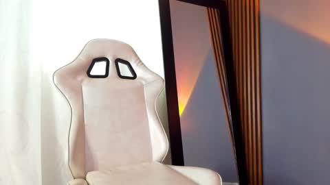 Snapshot of sofy_west chatting on November 23, 2025, 1:27 am sofy west online show from November 23, 2025, 1:27 am