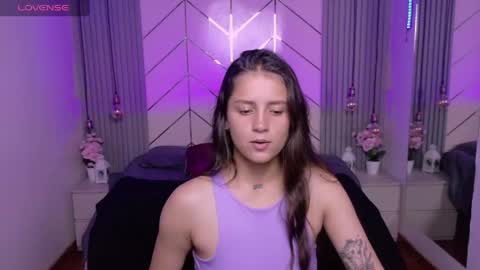 Sofy online show from May 21, 2026, 9:33 pm