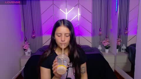 Sofy online show from May 22, 2026, 9:20 pm