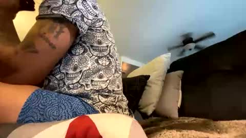 Snapshot of soharddr chatting on October 25, 2025, 12:45 pm soharddr online show from October 25, 2025, 12:45 pm