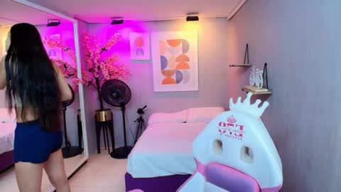 Snapshot of sol_rousse chatting on January 8, 2026, 11:45 am Sol. online show from January 8, 2026, 11:45 am