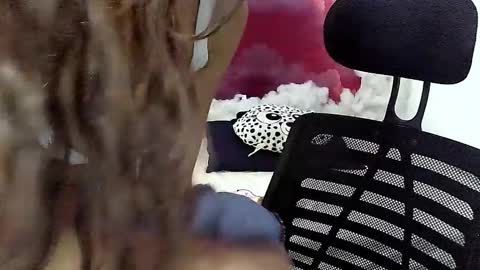 Snapshot of solarboom18 chatting on October 25, 2025, 7:19 pm solarboom18 online show from October 25, 2025, 7:19 pm