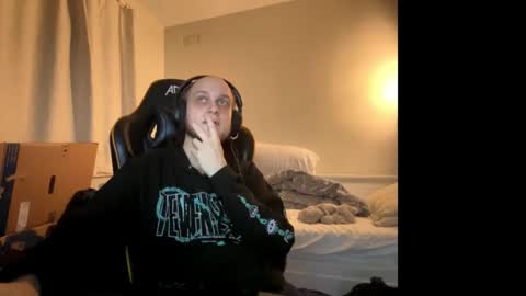 solarprowl99 online show from December 13, 2025, 10:26 pm